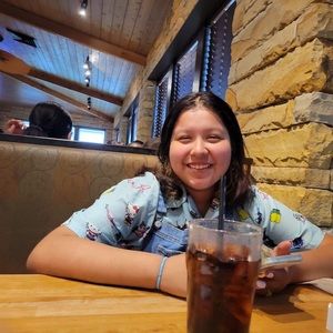 Meet your Posher, Joanna